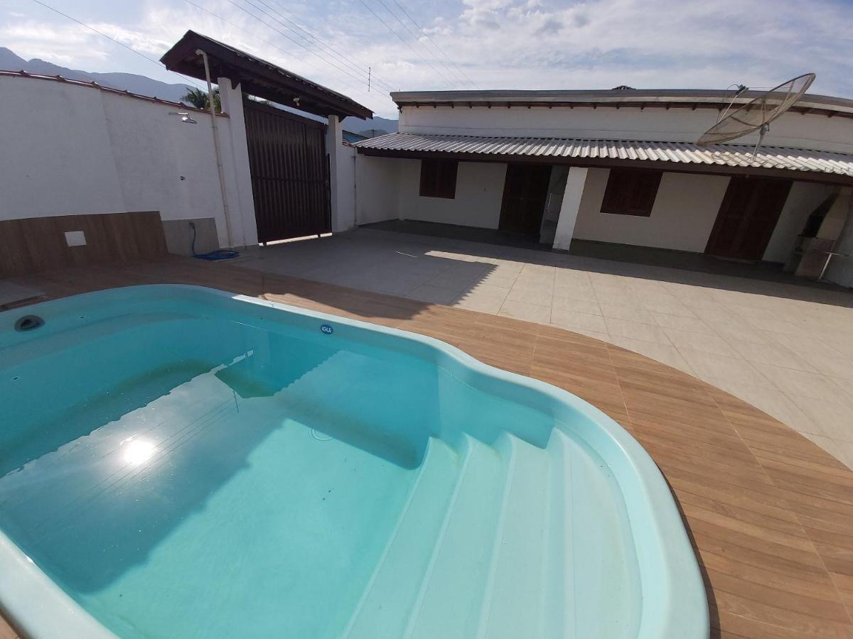 乌巴图巴0006.03 - Maranduba - Chale - 1 Dorm - 5 Pess - 3 Quadras Do Mar - Piscina Coletiva - Wifi别墅 外观 照片